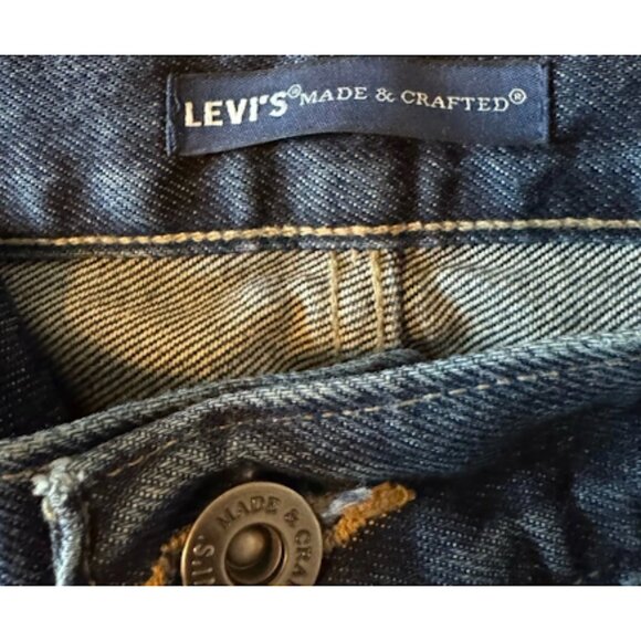 Levi's Women Made and Crafted Barrel Crop Relaxed Fit Ankle length NWT Size 31 - Picture 4 of 14